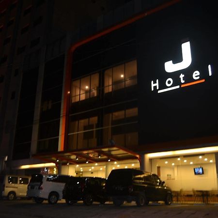 J Hotel Medan Eksteriør bilde