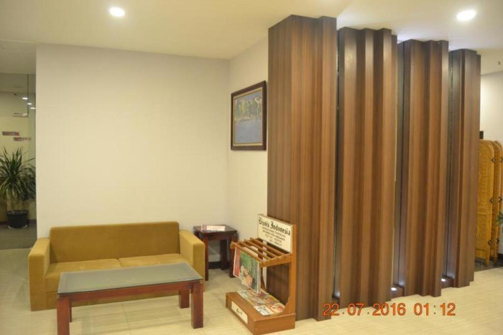 J Hotel Medan Eksteriør bilde