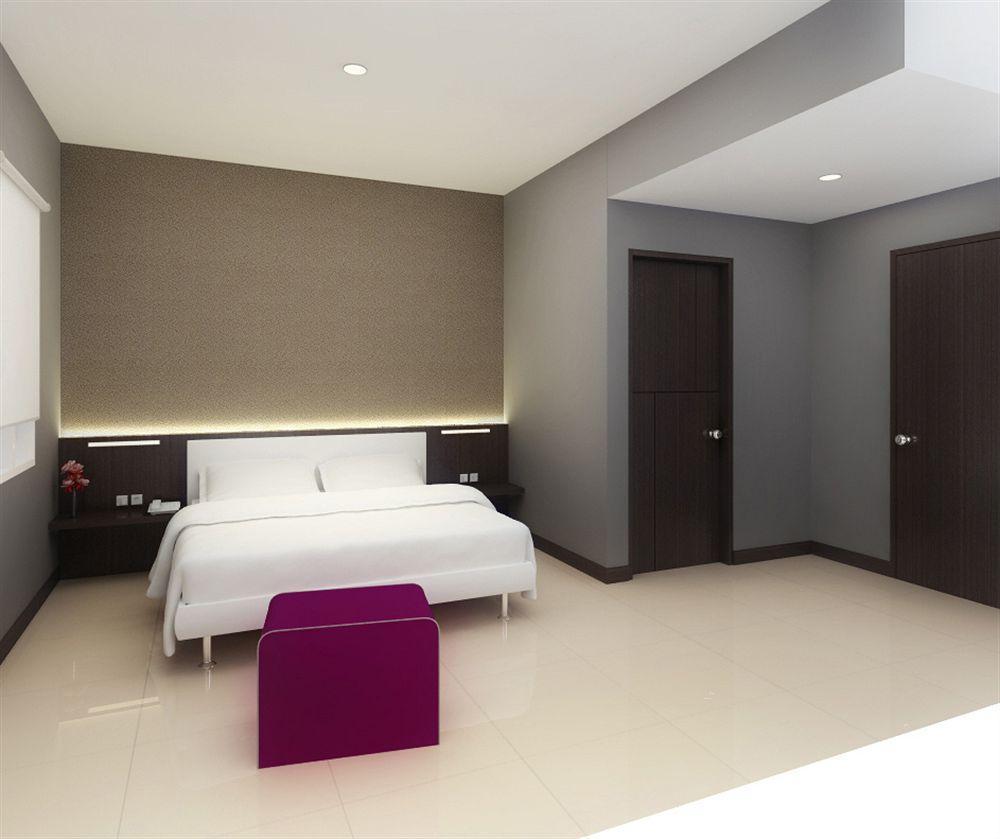 J Hotel Medan Eksteriør bilde