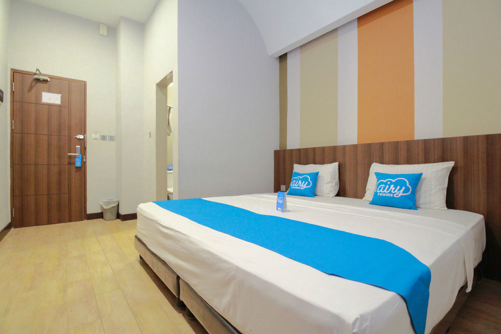 J Hotel Medan Eksteriør bilde