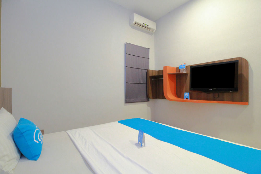 J Hotel Medan Eksteriør bilde