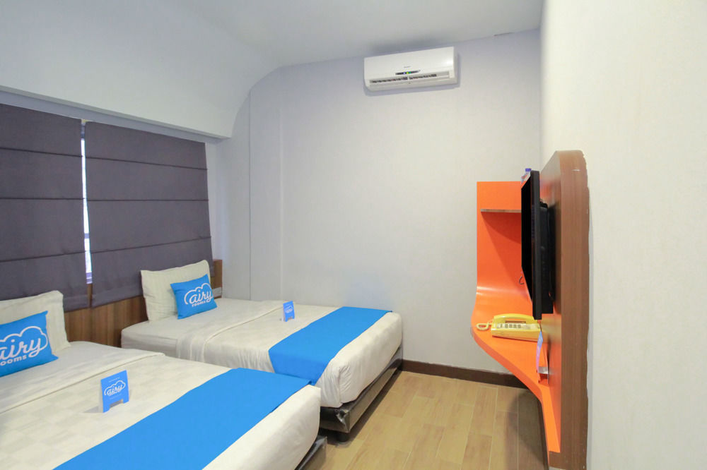 J Hotel Medan Eksteriør bilde